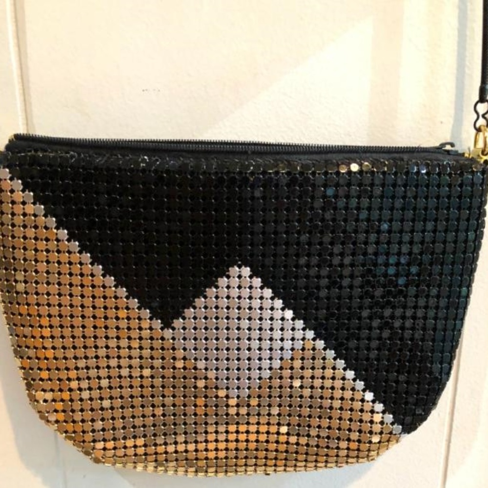 Apri Nights Tri-color Metallic Mesh Clutch/Purse